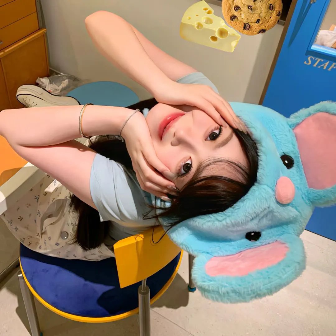 我的邻居不是人海报